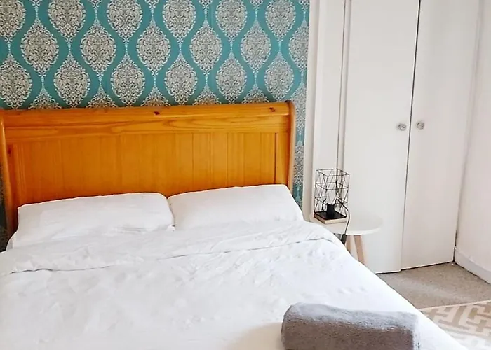 Cosy 4-Bedroom House In Lovely Wexford With Wifi * Wexford